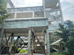 -四川汶川特大地震漩口中学遗址