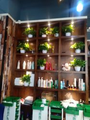 -PE SALON