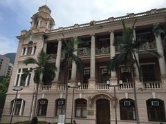 -香港大学