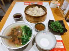 -馋三尺蟹粉小笼(人民广场店)