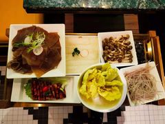 -一席地·本地鸡窝·杭帮鸡火锅(萧山银隆百货店)