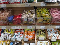 零售区-来伊份(泰冯路店)