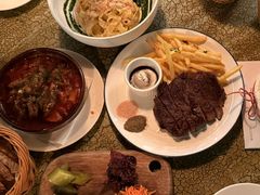 -羽深肉铺 Steak & Wine