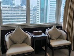 -广东大厦酒店(广州北京路步行街纪念堂地铁站店)