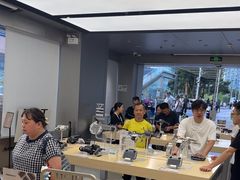 -DJI大疆(深圳华强北曼哈授权体验店)