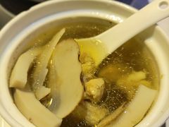 川贝海底椰炖龙骨-百味馆·海鲜·湛江菜(后海花园店)