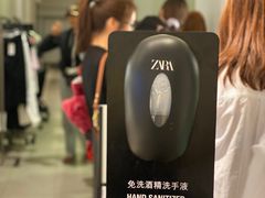 -ZARA(万达广场二七店)