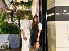-Mark&Mars Restaurant