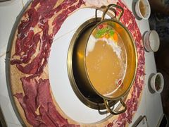 -牛人日志·鲜牛肉骨汤火锅(万科里瑧店)