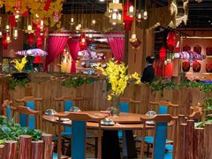 大堂-老滇山寨•云南特色菜•地方菜•民族风情歌舞表演(金碧店)