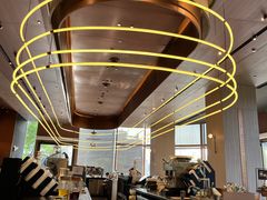 -星巴克臻选(上海虹桥新天地三店)
