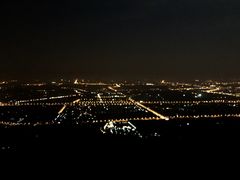 -鬼笑石后山停车场