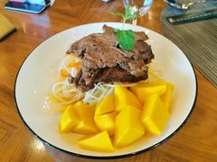芒果牛肉沙拉-mango tree芒果树泰国餐厅(青岛万象城店)