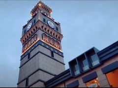 -王府井奥莱临潼小镇(临潼店)