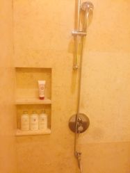 -青岛香格里拉·氣水疗中心