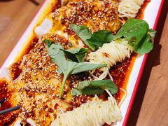 大刀白肉-有红鸡毛店·川菜(建设路店)