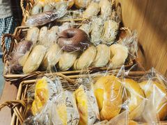 -yeast面包店