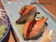 鹅肝寿司-水之惠鲜鱼料理(王府大街店)