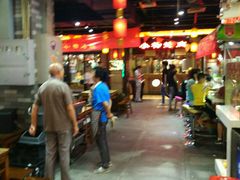 -食上东新街美食街区(民乐新都会店)