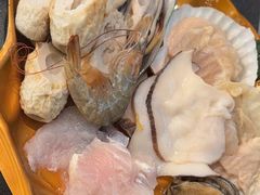 -牛YO寿喜烧·铁板烧和牛火锅自助(市府恒隆店)