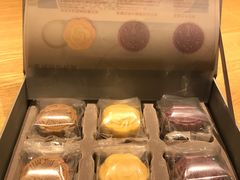 -星巴克(西藏路店)
