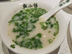 -粤小煲鲜汤猪肚鸡(丹尼斯二天地店)