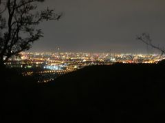 -鬼笑石后山停车场