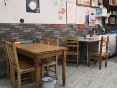 大堂-雷祖芳老妈蹄花店