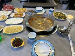 -光头药膳鸡(莱茵小镇店)