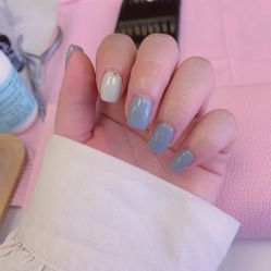 -伍小姐美甲美睫半永久