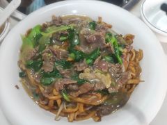 特色湿炒牛河-潮汕大目牛肉火锅(水围店)