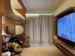 -溯光电竞酒店(西南财大地铁站店)