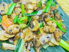 -云海肴·汽锅鸡·云南菜(天山百盛优客店)