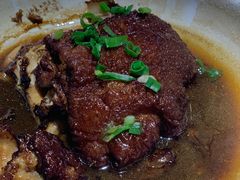 -老码头黑皮肘子锅包肉(赣水路店)