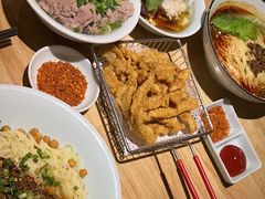 -全牛匠·乐山跷脚牛肉(新中关店)