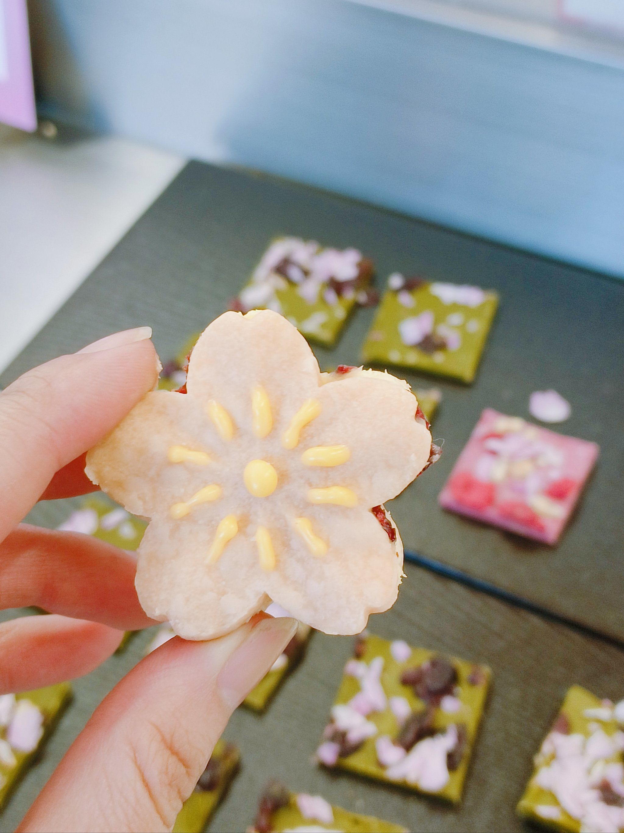 话梅免费甜品自助,排队就有93话梅糖