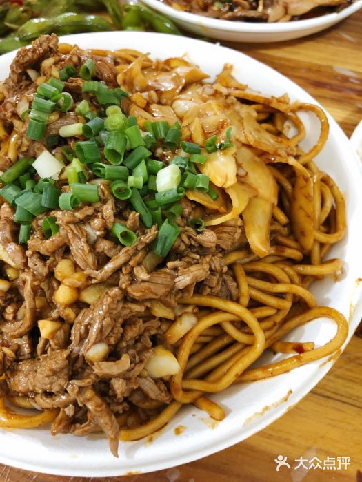 双宝红油牛系列牛肉牛板筋拌面图片