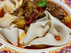 沙湾大盘鸡-塔哈尔·新疆盛宴(城西银泰店)