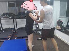 -坚果健身24小时工作室(定西路店)
