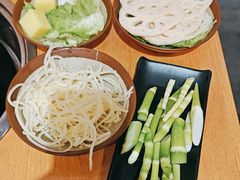 -黔三一夺夺粉酸汤火锅(百信店)