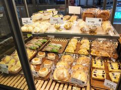 -顶东面包花园·生日蛋糕(世博店)