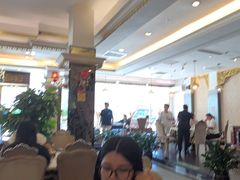-新粤新疆菜清真餐厅(拱北店)