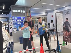 -迪卡侬(环球港店)