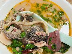 -洪峰浩老北京烧饼夹肉(角门路店)