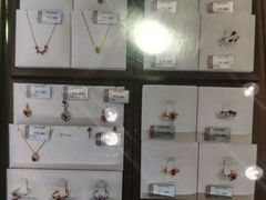 -品真阁华夏典当行(四通桥店)