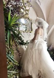 -城市花园婚纱摄影