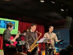 -东岸Cafe 爵士俱乐部