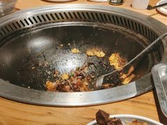 -锅老头海鲜铁锅炖