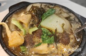Meatball Noodle Pot