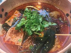 -成都你六姐·牛肉冒菜·麻辣香锅(长泰广场店)